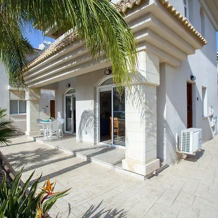 The Ultimate Guide To Renting Your 5 Star Protaras 41 Βίλα