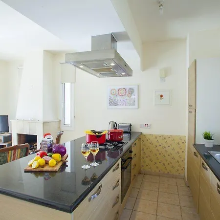The Ultimate Guide To Renting Your 5 Star Protaras 41 וילה