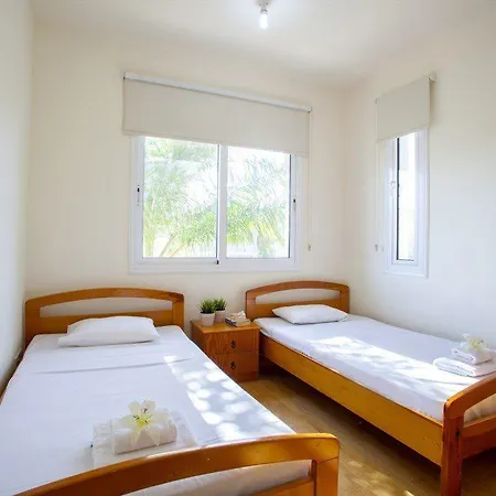The Ultimate Guide To Renting Your 5 Star Protaras 41 פאראלימני
